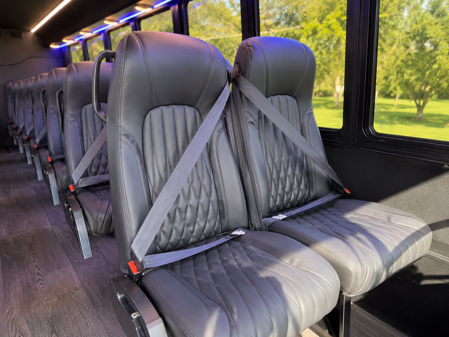bismarck 15 passenger minibus interior