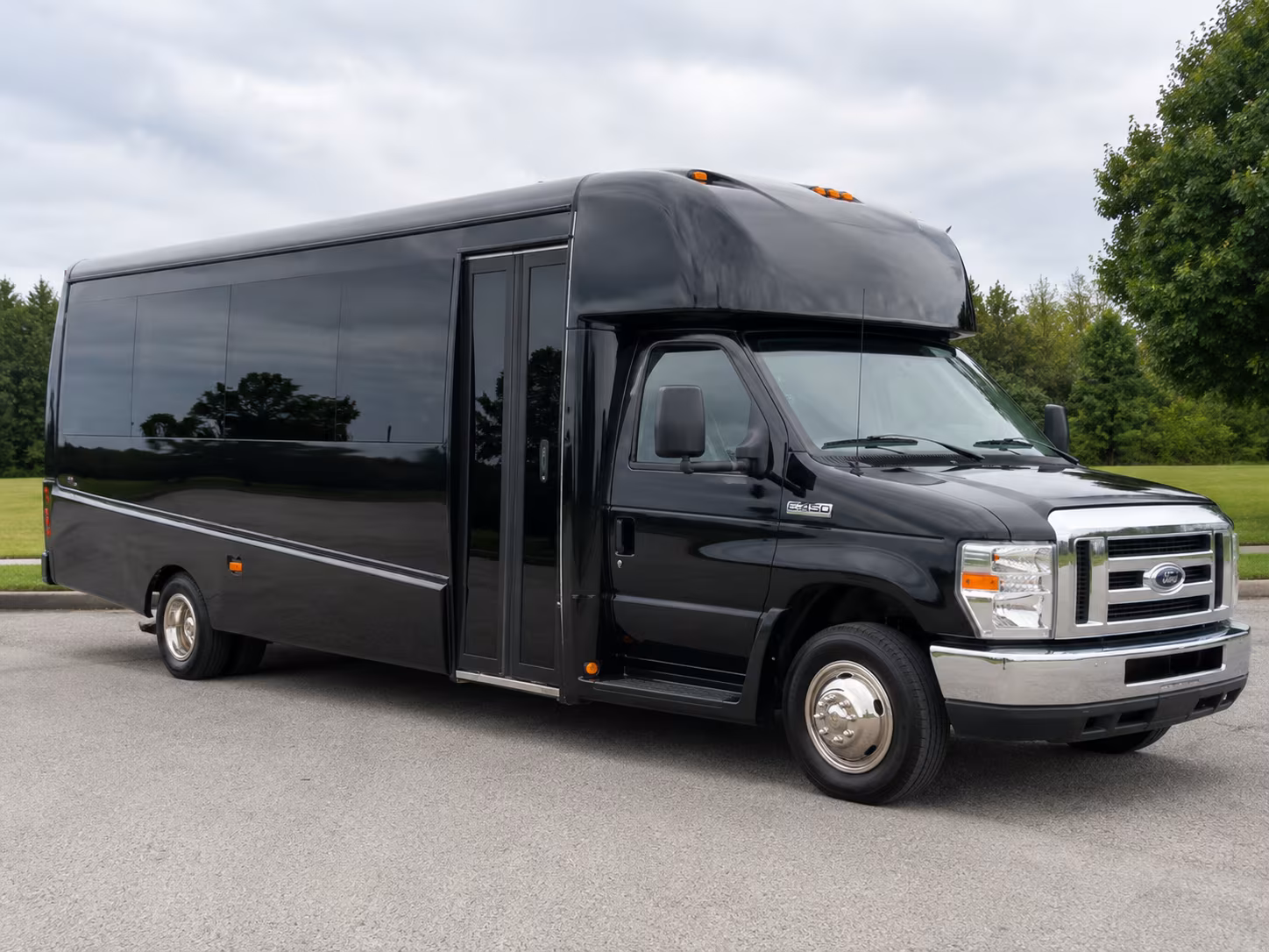 minibus rentals for smaller bismarck prom groups