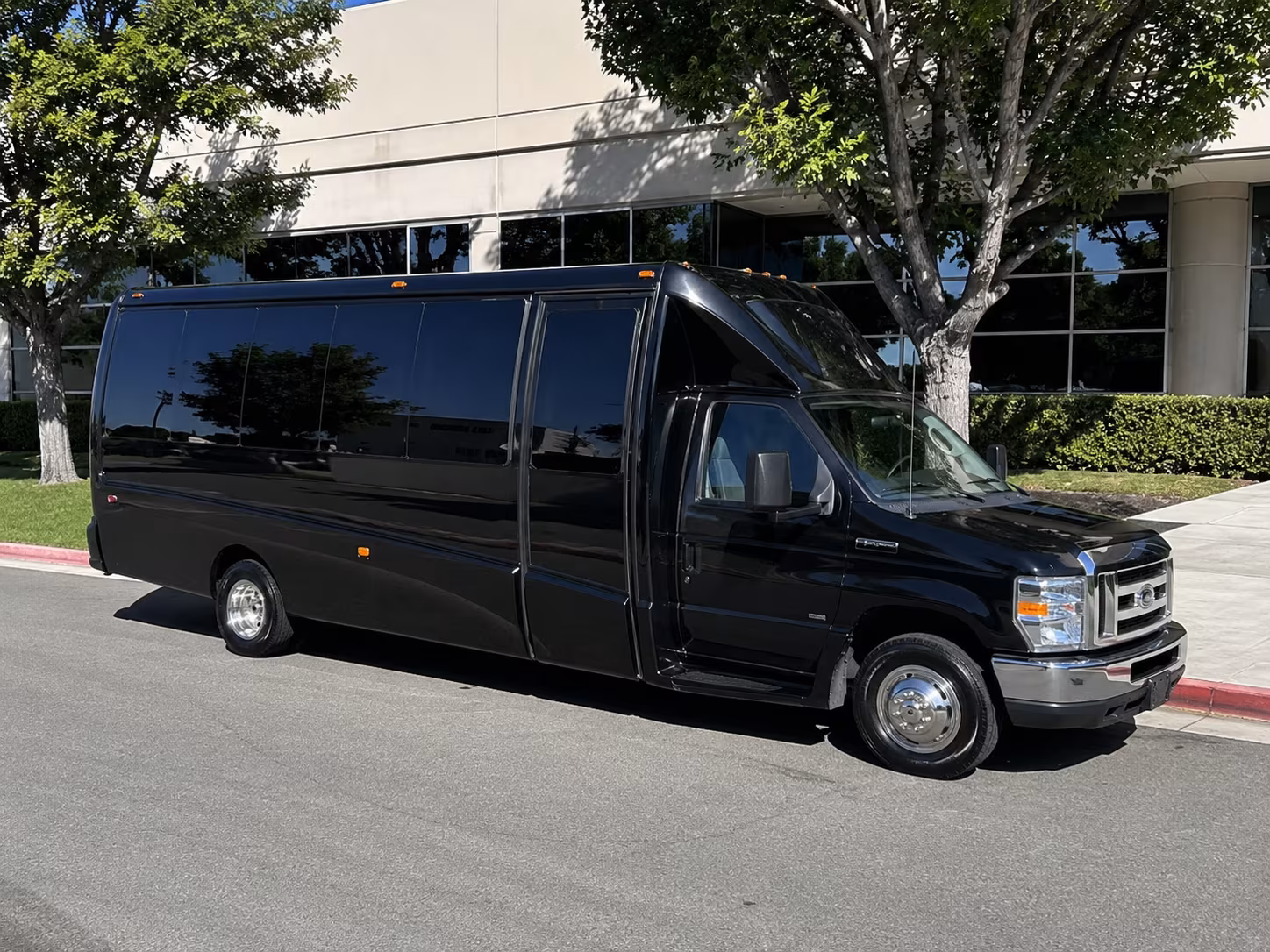 party buses to bismarck s outdoor summer concert series and riverfront events
